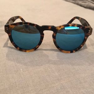 Illesteva tortoise shell sunglasses